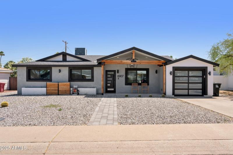 1-web-or-mls-6907-e-willetta-st