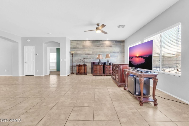 Living Room Wall w Furniture