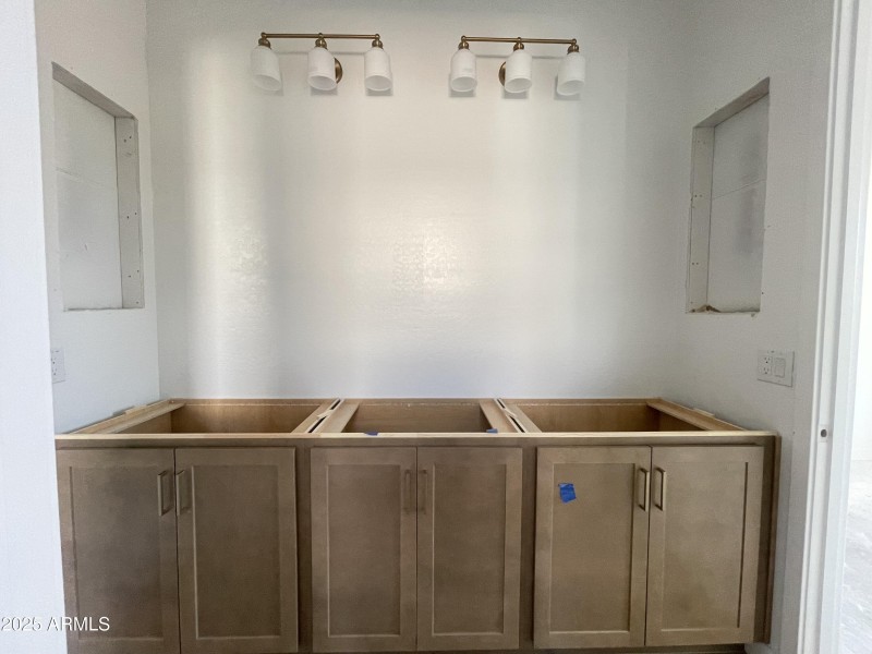08 Bathroom 2