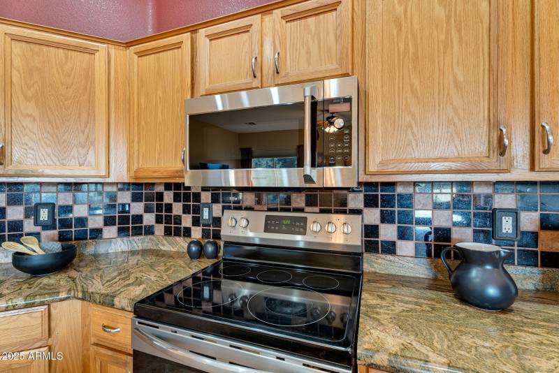 19-web-or-mls-4906 S Verbena-18
