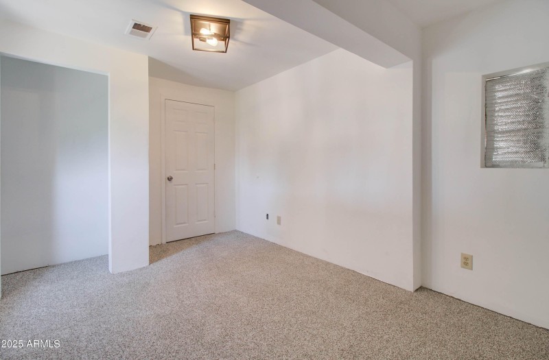 145 E Ash Ave-20