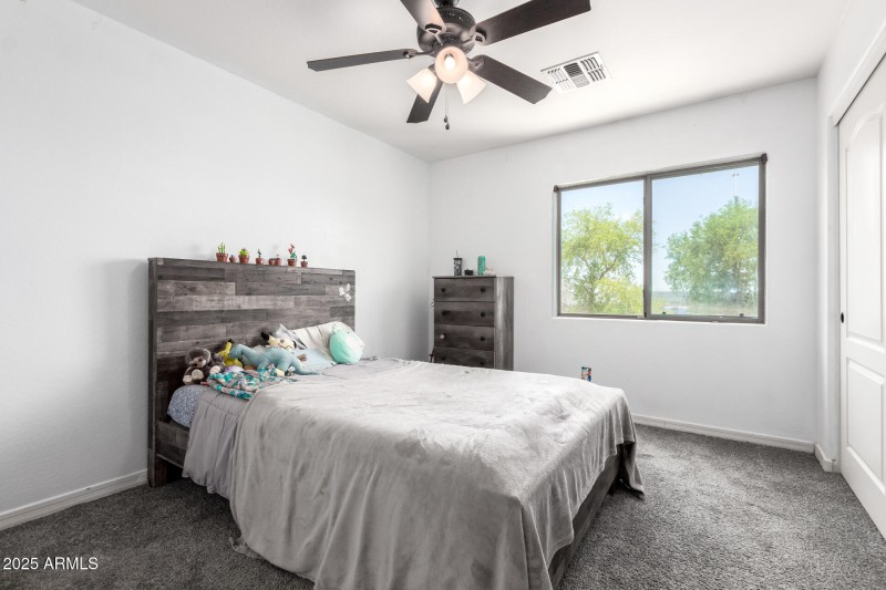 Bedroom4