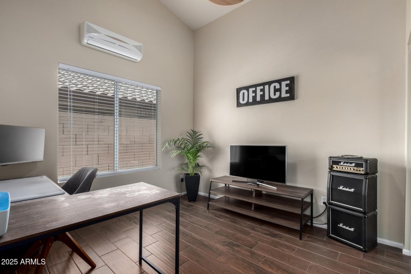 24 - Office