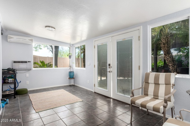 26 - Sunroom