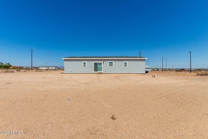 30 - Latham 38402