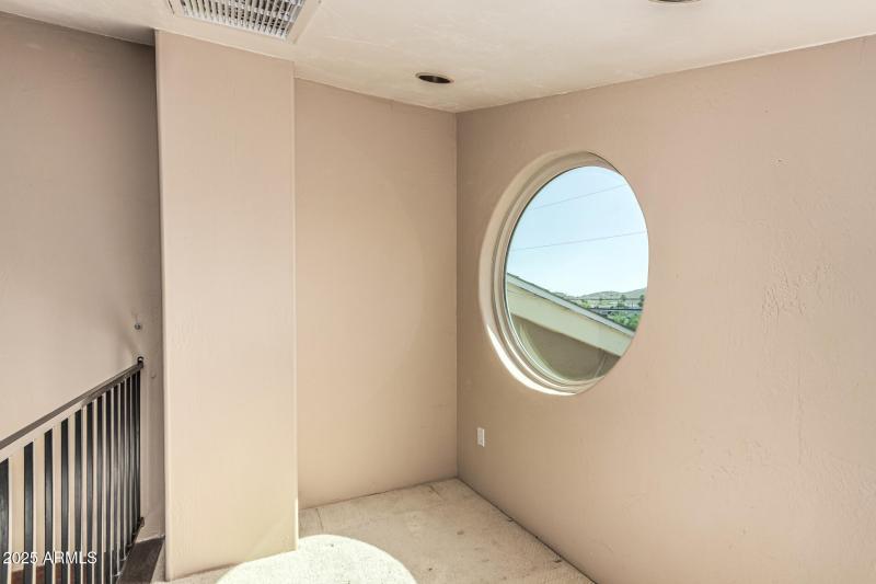 34 Presidio