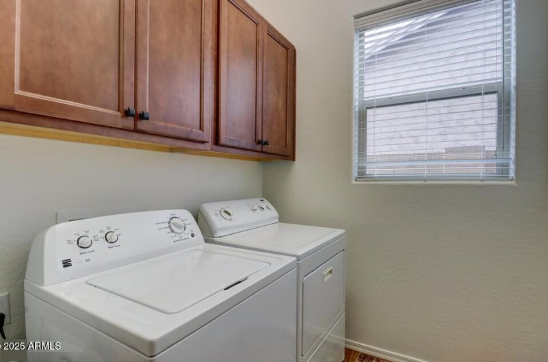 09b - Laundry Room