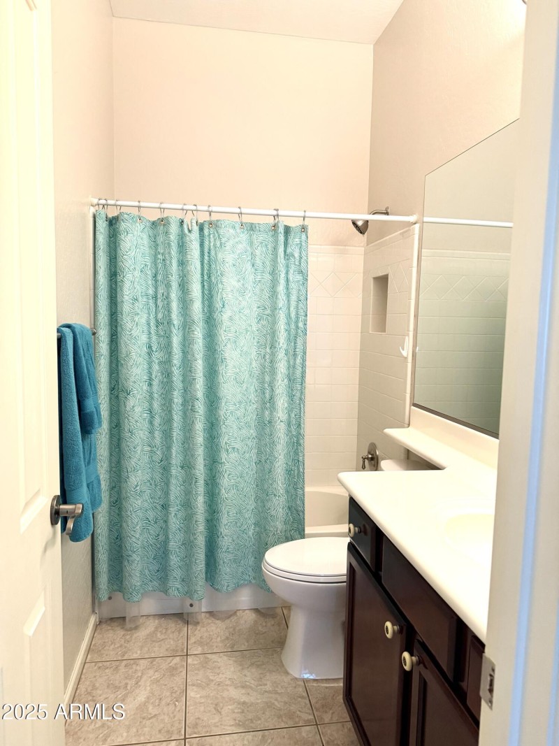 182 bathroom 1