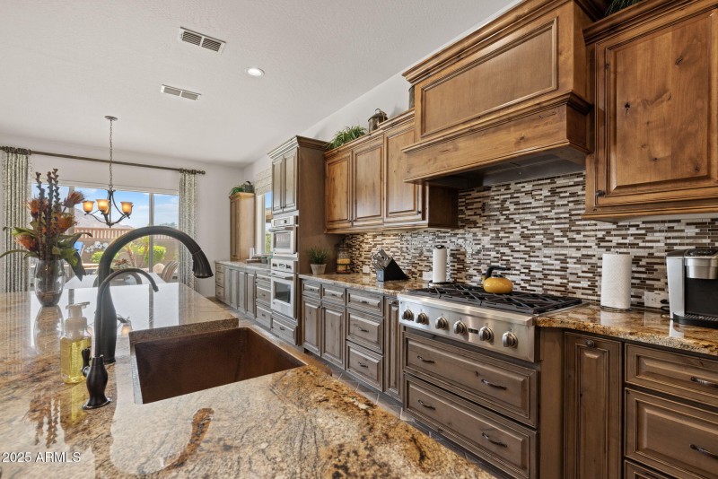 Gourmet Kitchen 3