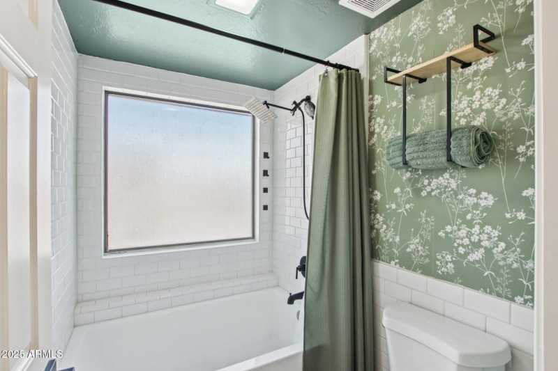 30-web-or-mls-E Southern Ave-1106-030