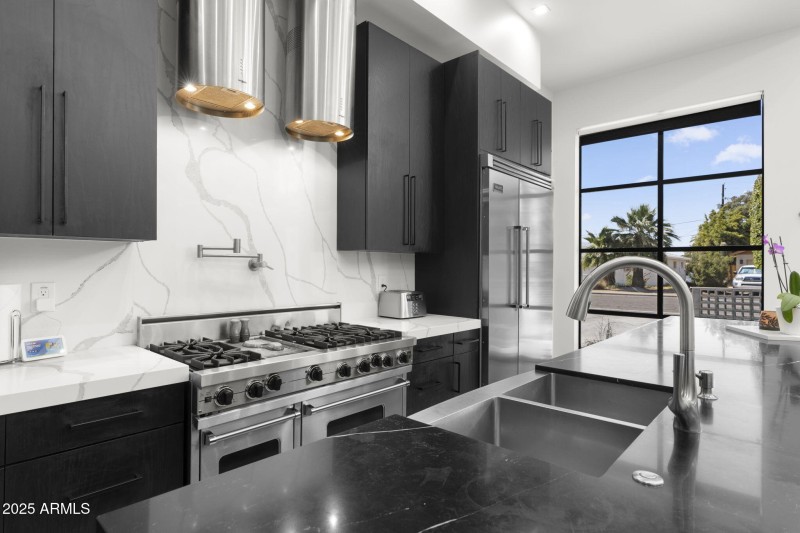 Kitchen Range