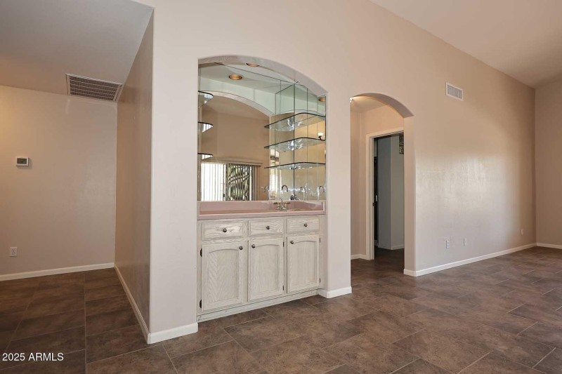 Great Room-Wet Bar