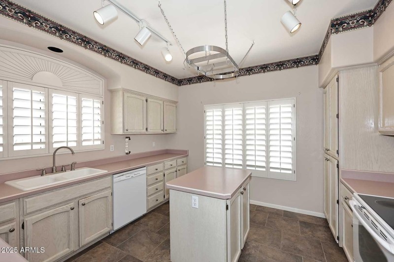Kitchen2