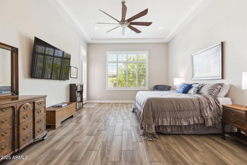 MAIN BEDROOM