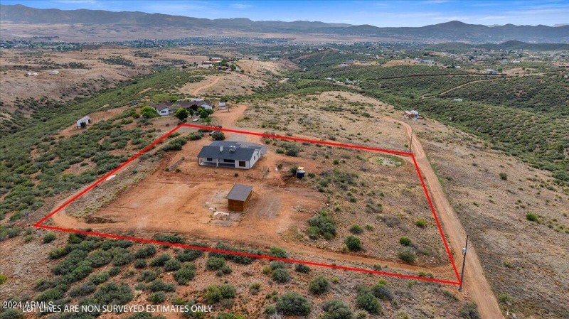 320 S Hoss Rd, Dewey