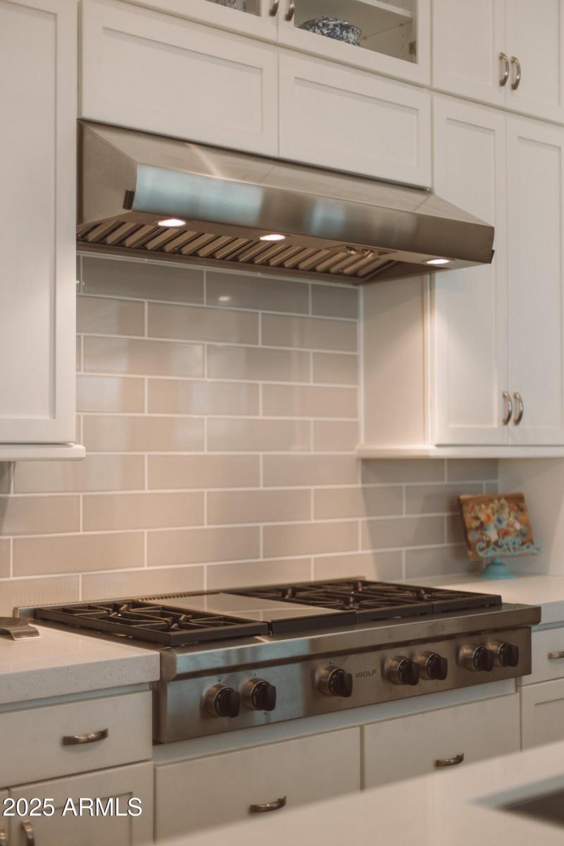 BACKSPLASH