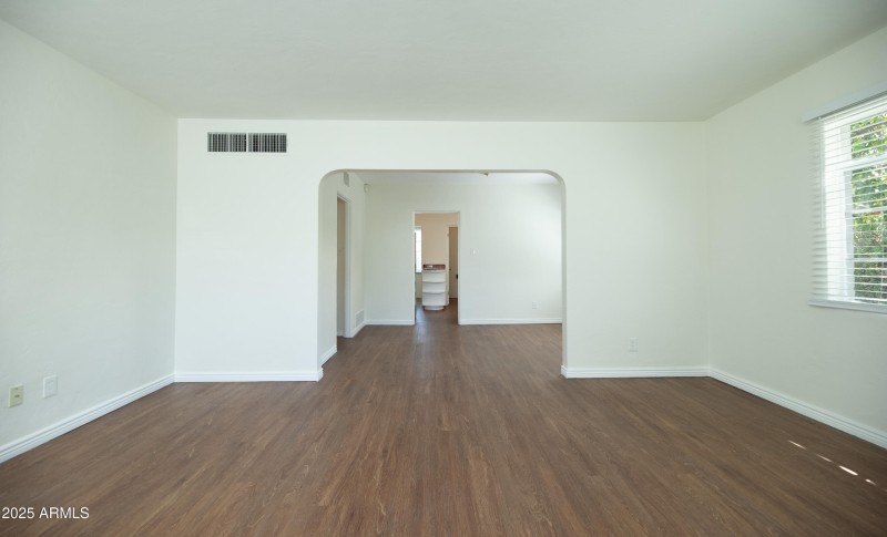 Family and Living Room 3