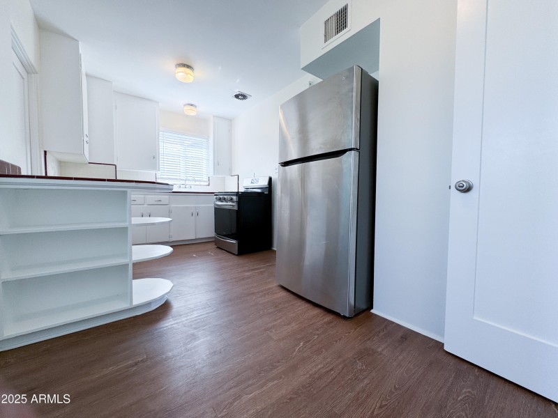Kitchen 4