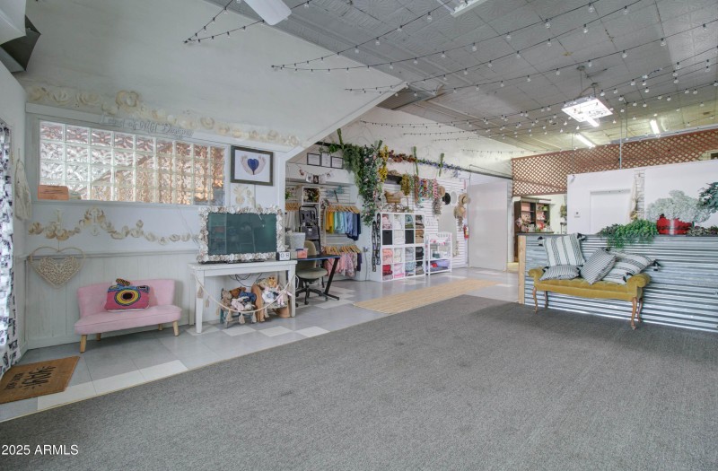610 N Broad St-28