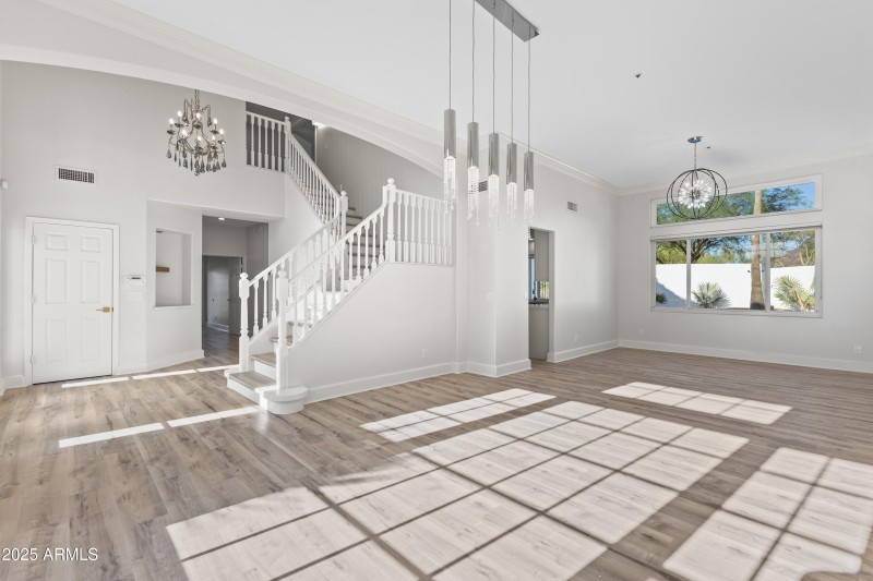 11089 N 130th Pl-11