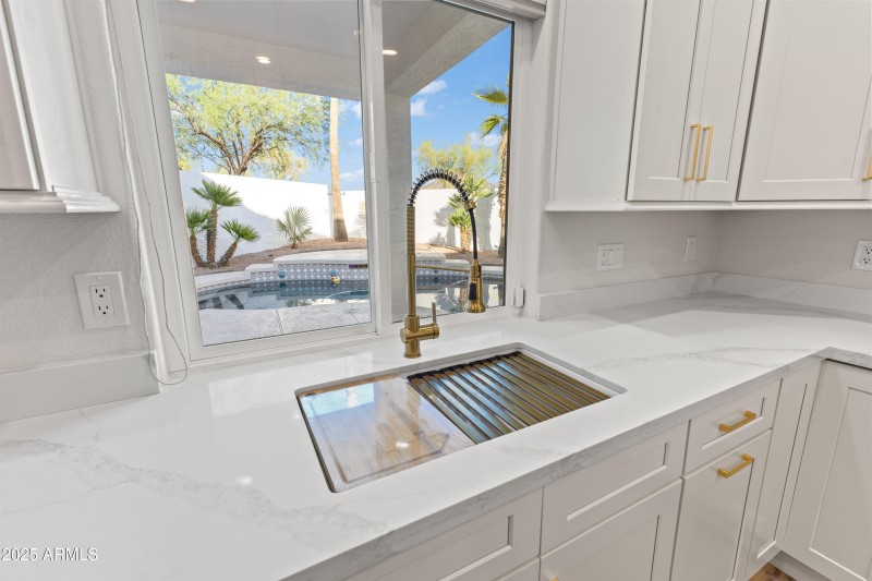 11089 N 130th Pl-22