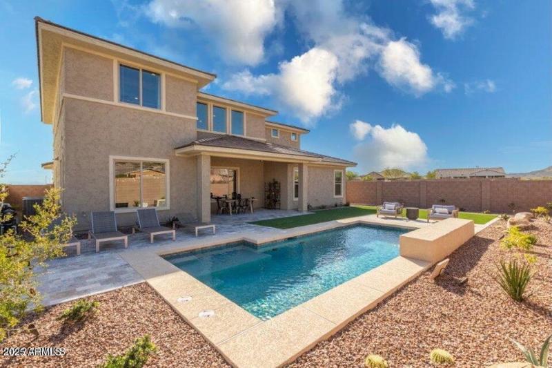 Backyard2
