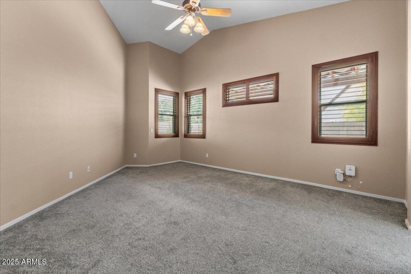 20-Primary bedroom