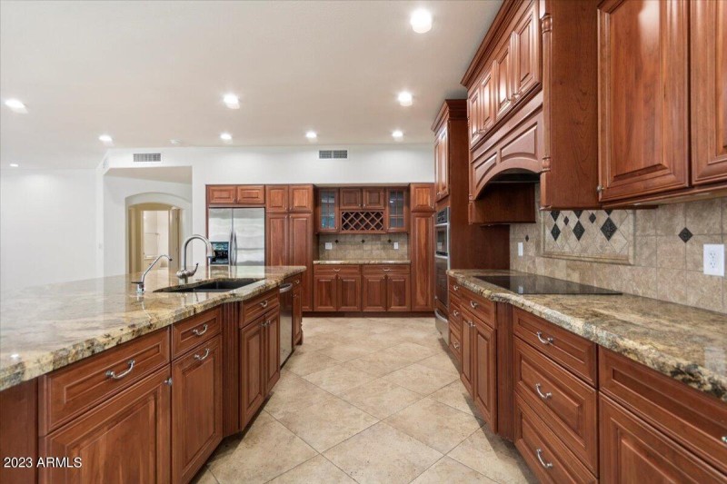 Kitchen 2