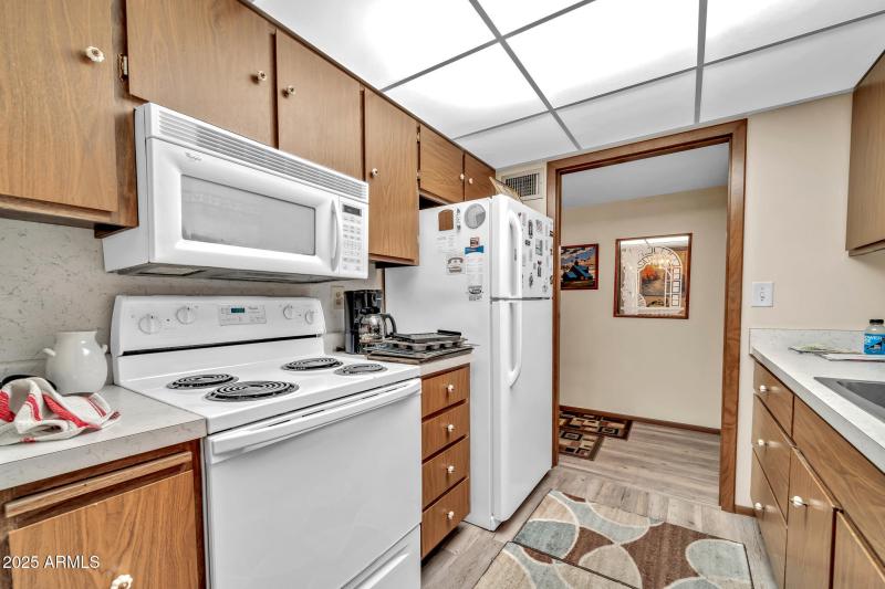 13207 N 98th Ave unit L-9_(2048)