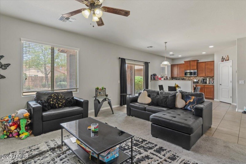 09-Living Room