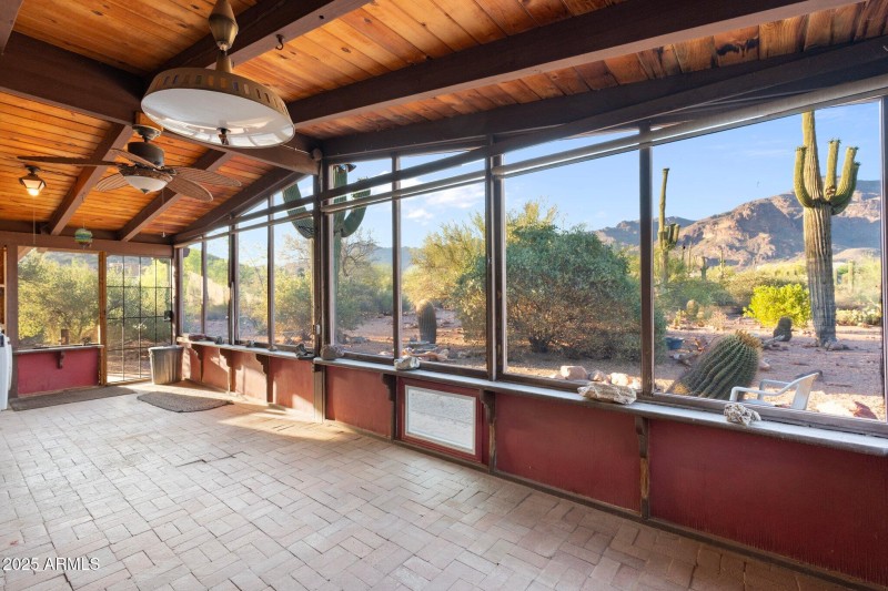 Covered/Screened Patio