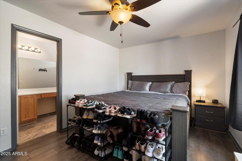 12 Primary Bedroom