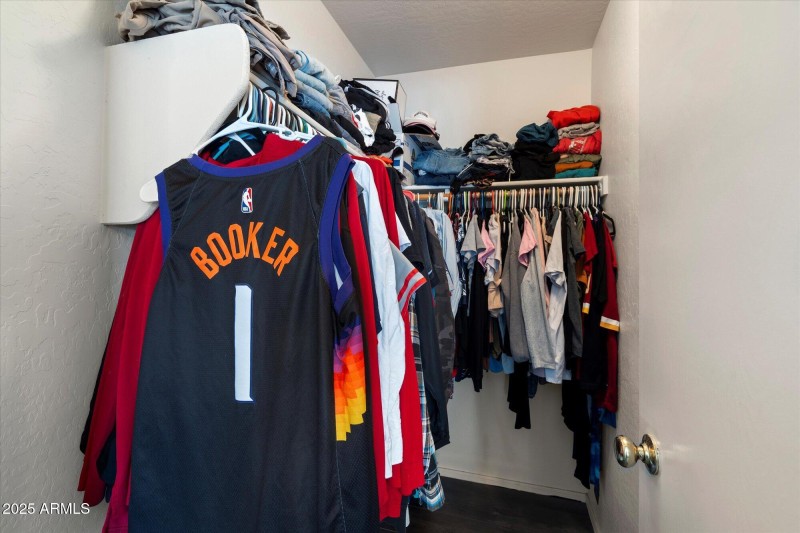 15 Primary Closet