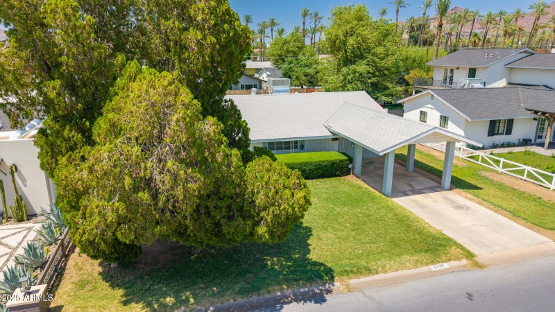 4140 E Glenrosa