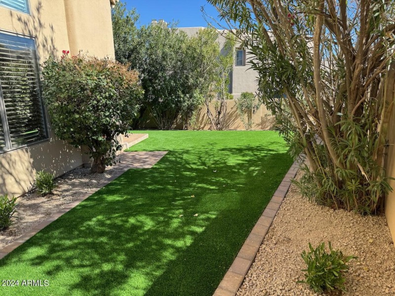 9070 E Gary Road - Yard 4 - 1