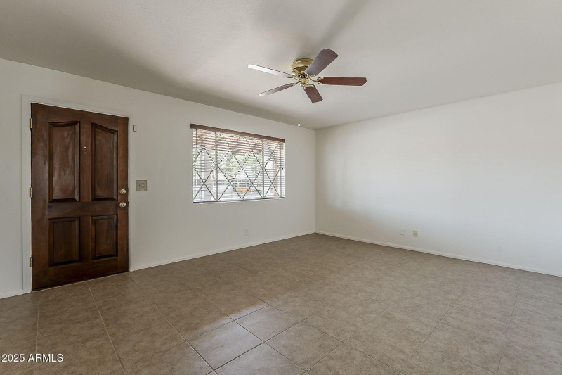 Living Rm. Echo Ln.