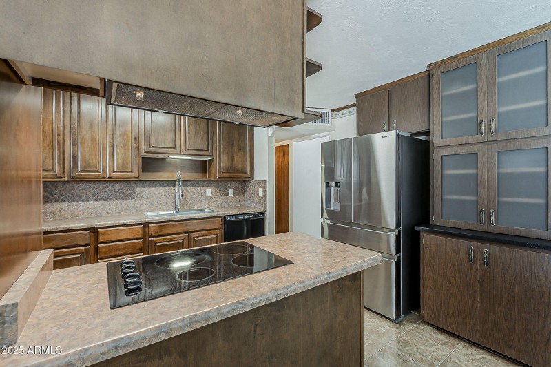 Kitchen Echo Ln.
