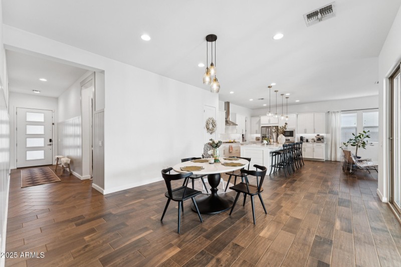 005-great-room
