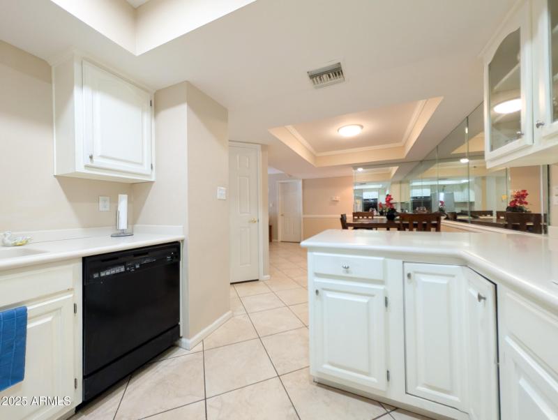 Kitchen 17404 N 99th Ave-008
