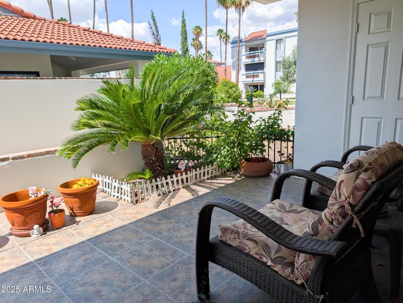 Back Patio 17404 N 99th Ave-053