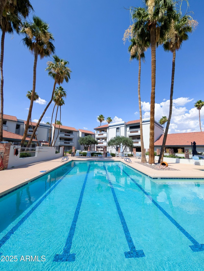 Courtyard Pool 17404 N 99th Ave-067