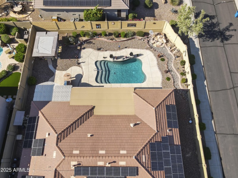 PRIVATE BACKYARD