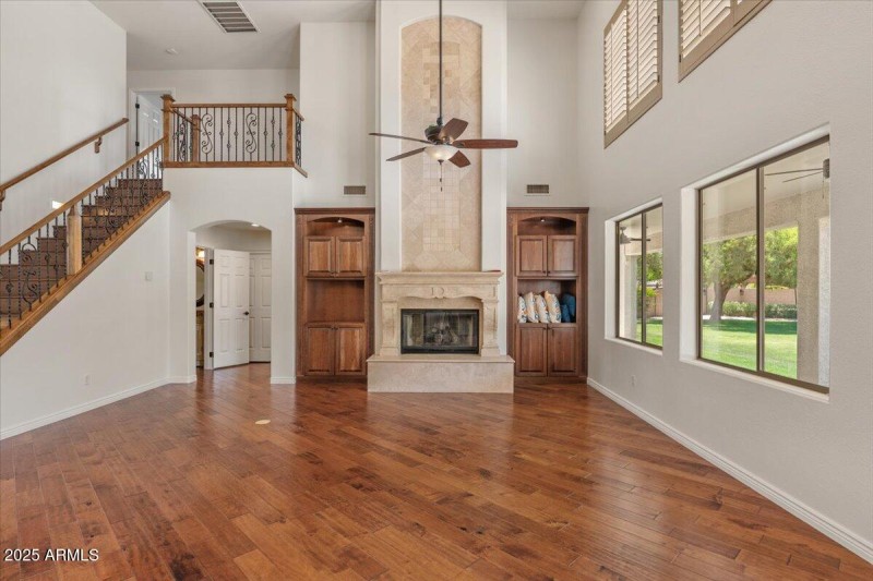 15-Family room