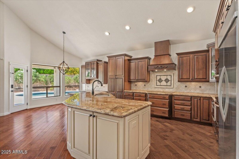 19-Kitchen