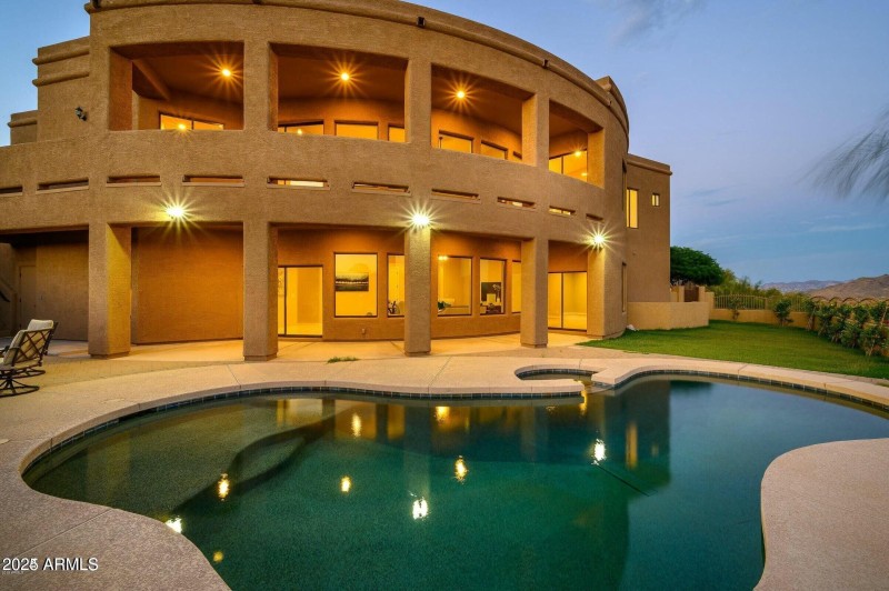 Wrap Balcony