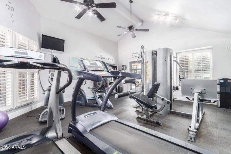 20241206180027991210000000-o