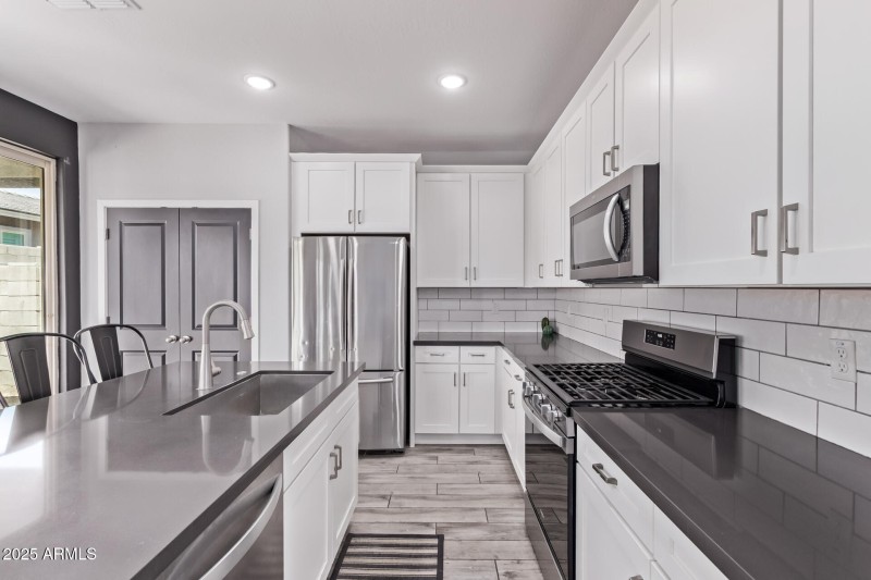 All stainless steel appliances