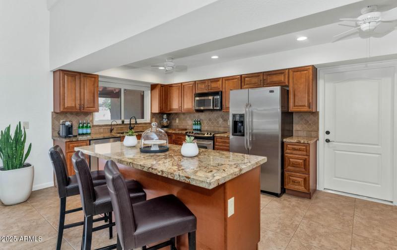 Spacious Island in Gourmet Kitchen