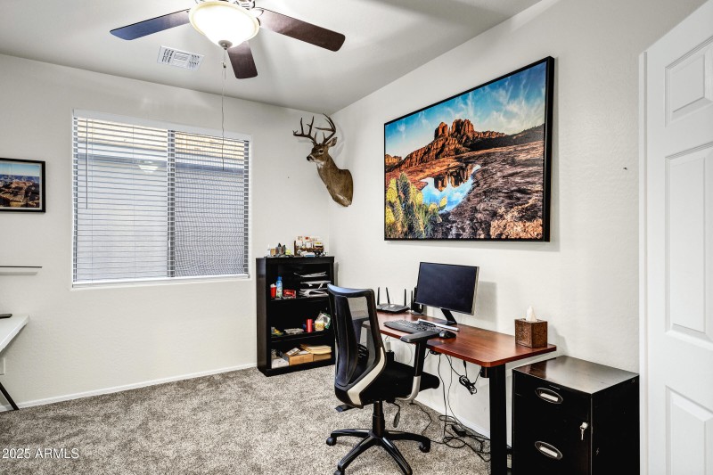 42711 W Darter Dr-17