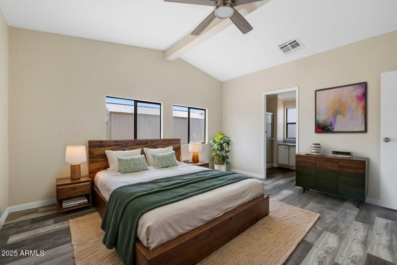 18-Primary-Bedroom-(1) - 2 (1)